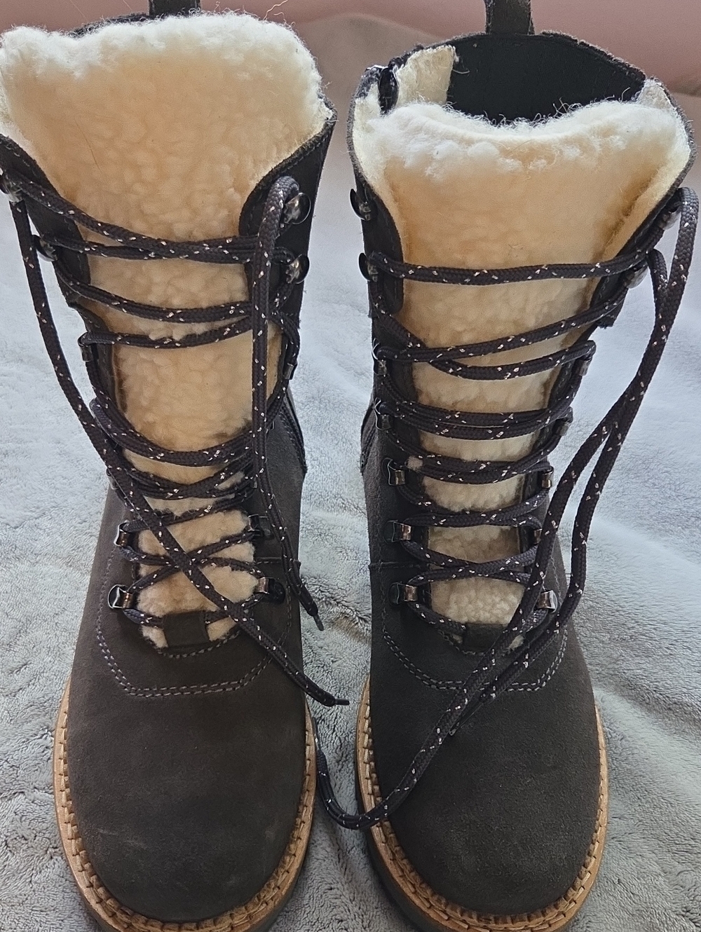 Bos & Co Women’s Blue Suede Lace-Up Winter Boots with Shearling Lining